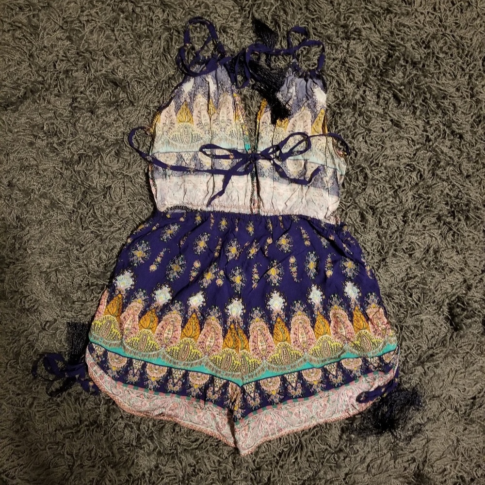 Romper - Picture 2 of 2